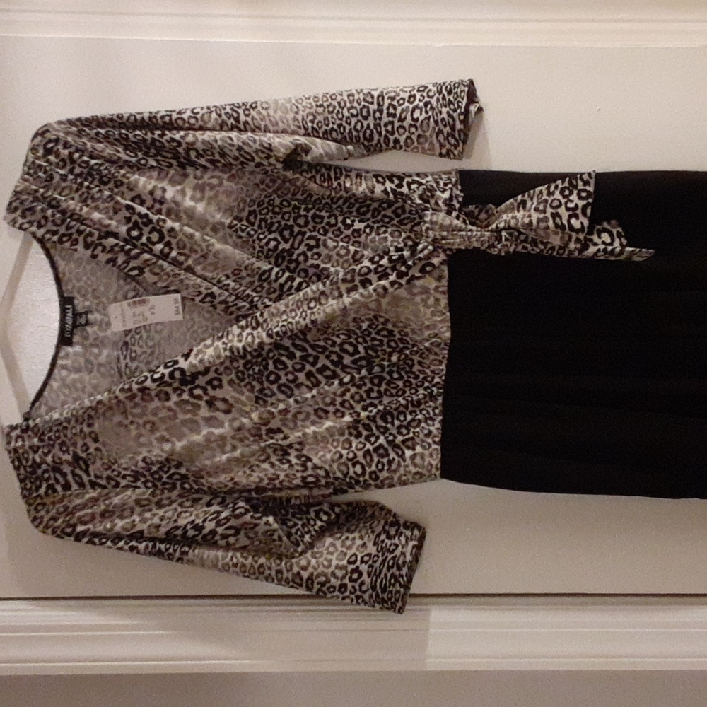 Roz & Ali Leopard Print Jumpsuit